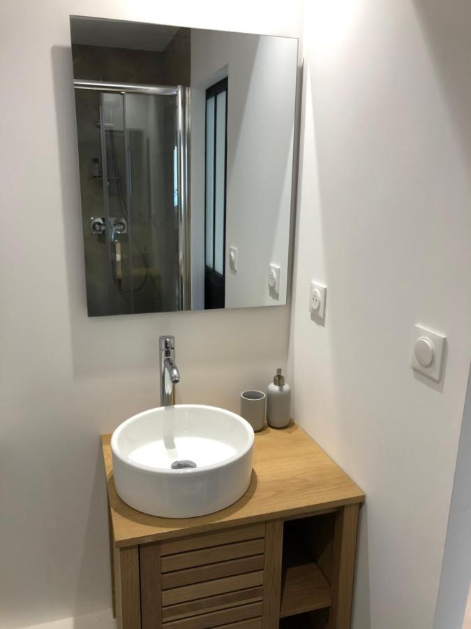 Terra Studio Cosy Et Calme Proche Du Centre Avec Parking Tv Et Wifi La Rochelle  Exterior photo